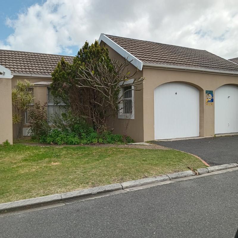 3 Bedroom Property for Sale in Plattekloof Glen Western Cape